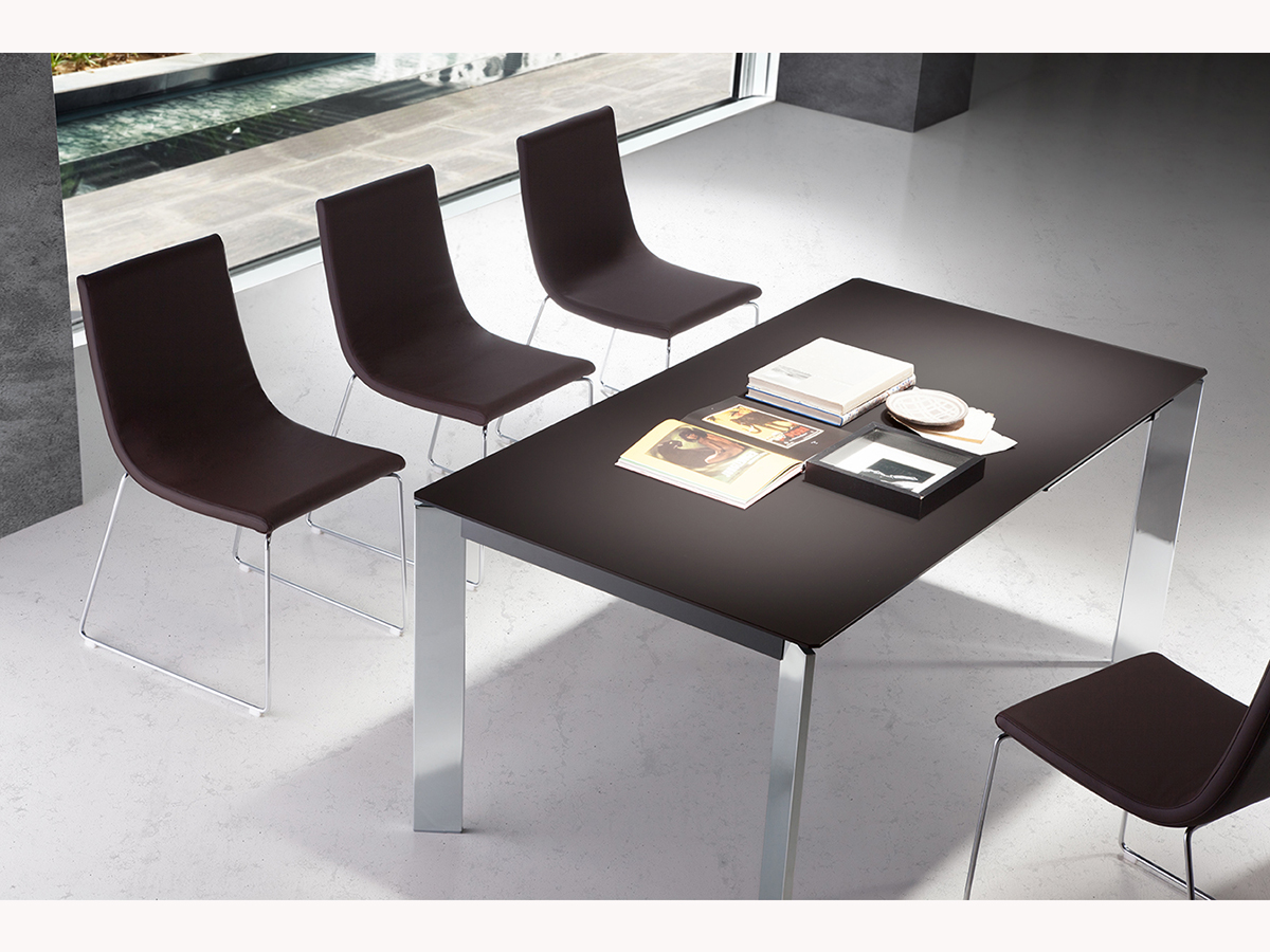 mesa comedor cocina extensible metal cristal link diseño moderno ramiro tarazona